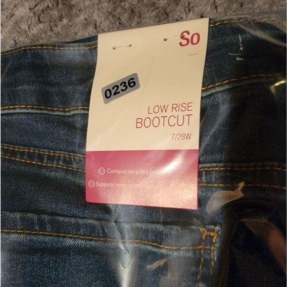 NWT "So" Classic Lowrise Bootcut Jeans 7x33 - Picture 10 of 10
